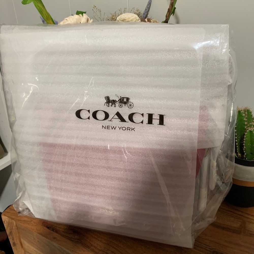 Coach Crossbody **SOLD** - Picture 11 of 11